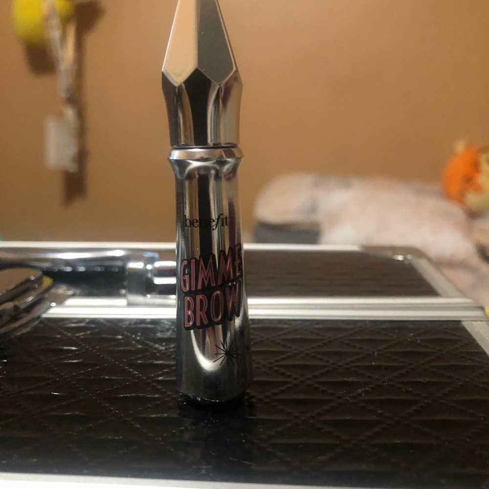 Benefit Gimme brow